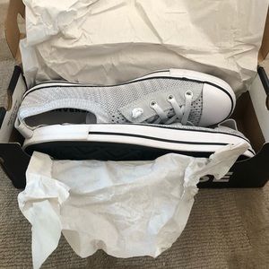 Shoreline knit converse